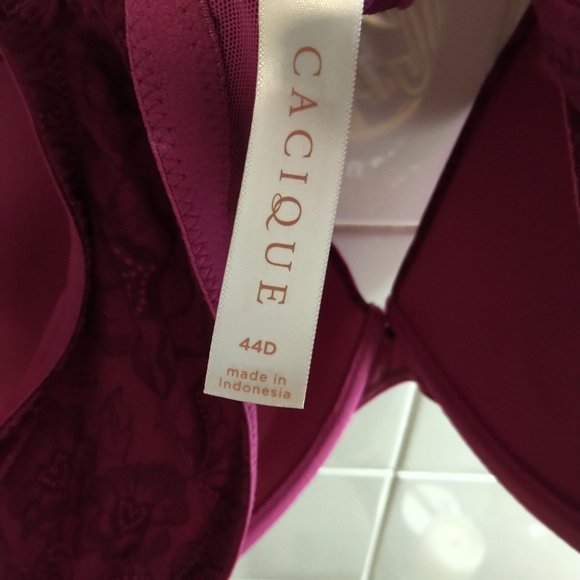 Cacique 44D So Light Boost Plunge Bra - Picture 5 of 8
